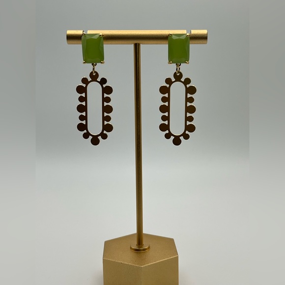 Delicate Flirty Art Deco Brass Earrings - Floral Elegant Drop Earrings - Picture 11 of 17